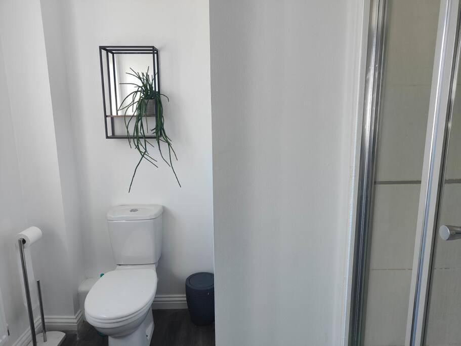 Shoreline Seaside Aberavon Holiday home *