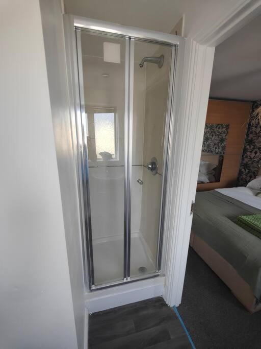 Shoreline Seaside Aberavon Holiday home